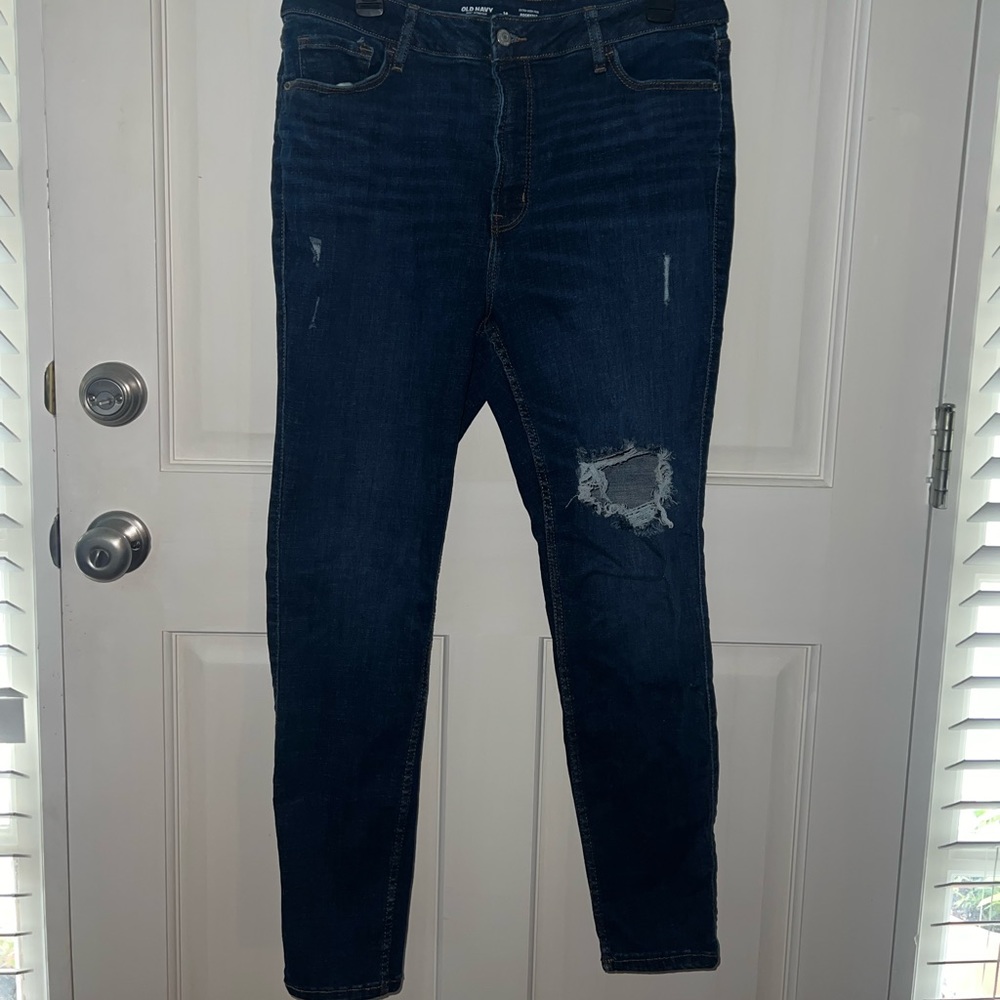 Dark blue jeans in womens.